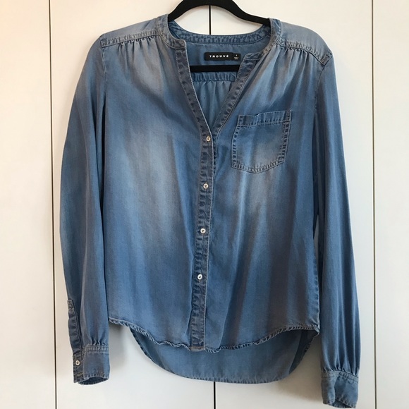 Trouve Super Soft Chambray Button Down - Picture 1 of 6